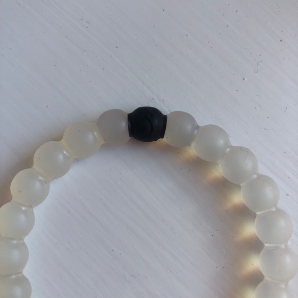 Clear Lokai Bracelet - Picture 2 of 4